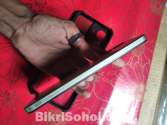 vivo y16